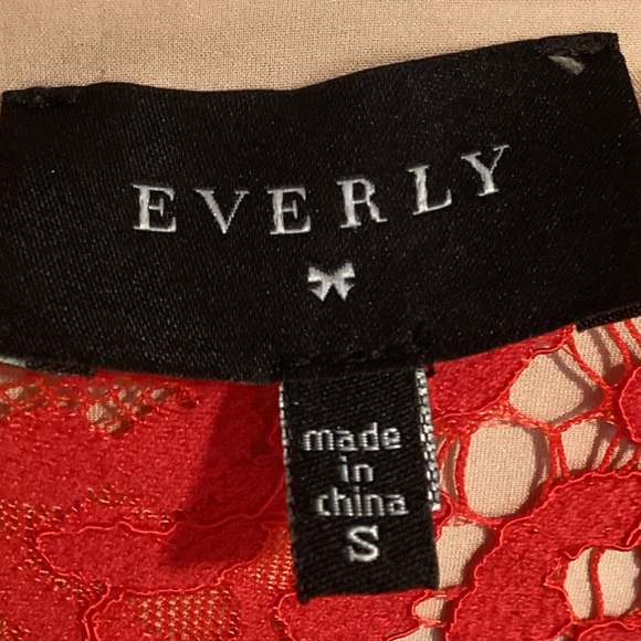 ❤️EVERLY❤️ Anthropologie Red Lace Two Piece Dress (Cropped Top and Skirt) Size S - Picture 9 of 16